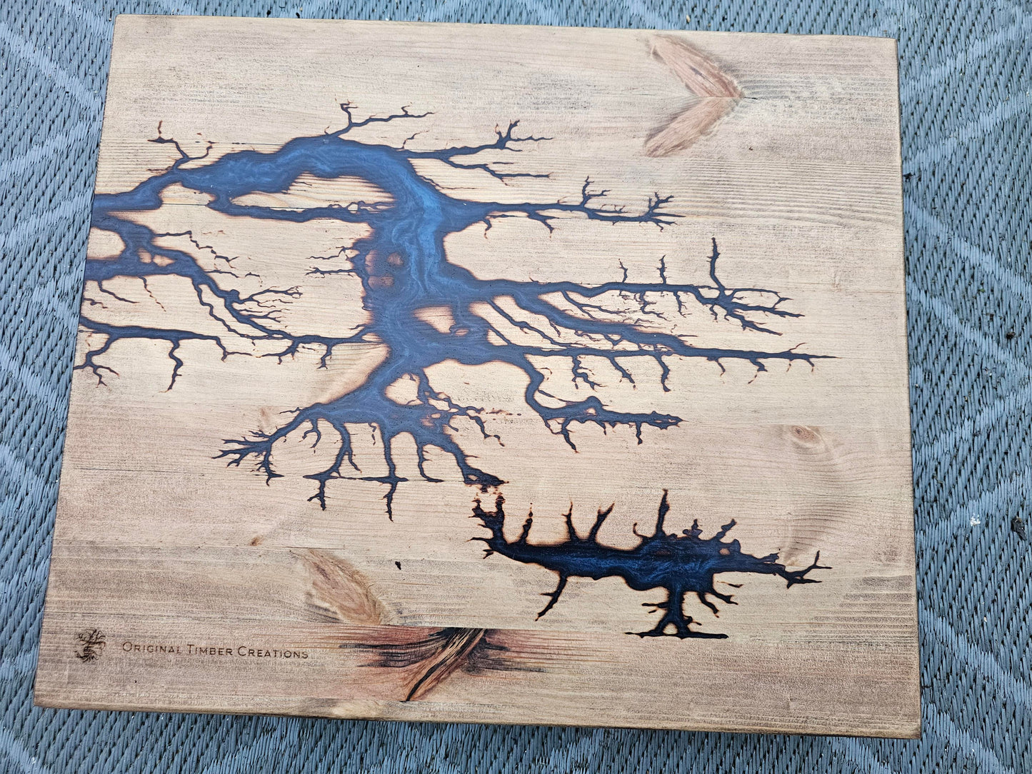 Fractal Burn Chopping Board – Handmade Lichtenberg Art Board