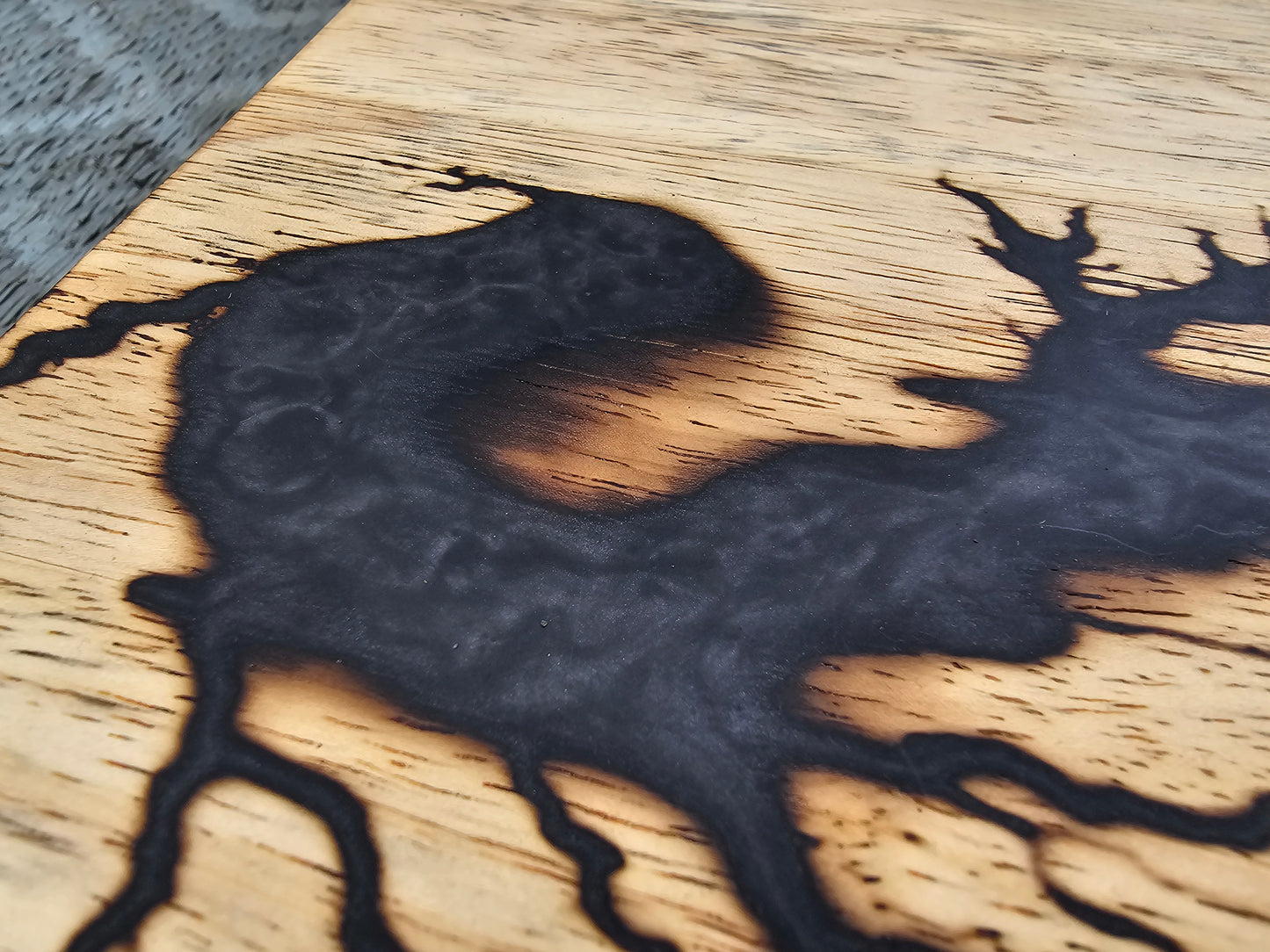 chopping board, Fractal Burned Butchers Block – Handmadd Lichtenberg