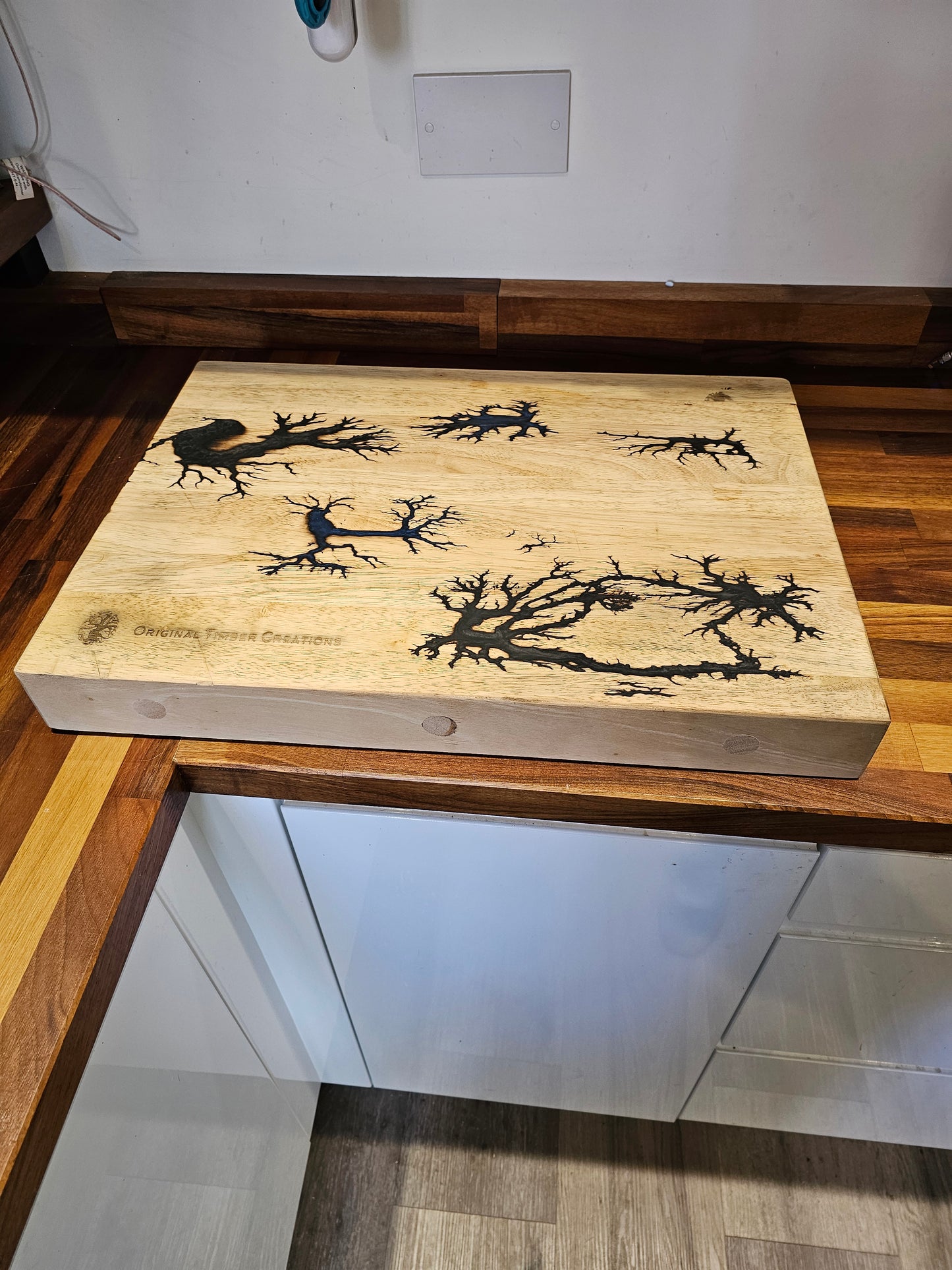 chopping board, Fractal Burned Butchers Block – Handmadd Lichtenberg
