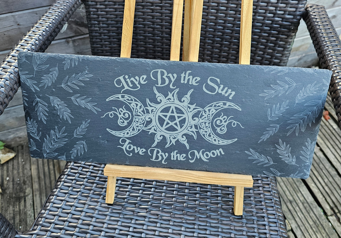 slate Live By the Sun, Love By the Moon Slate Plaque – 46cm x 18cm –
