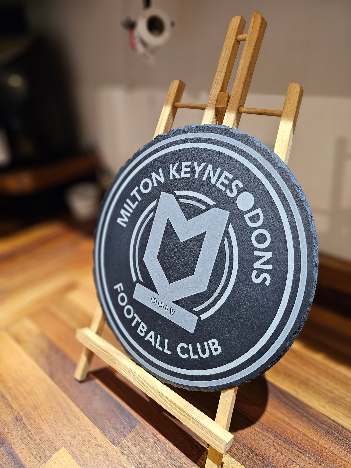 slate Milton Keynes Dons Slate Plaque – 30cm Round – MK Dons Football
