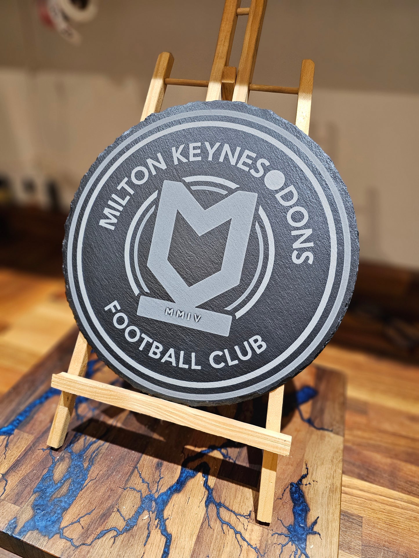 slate Milton Keynes Dons Slate Plaque – 30cm Round – MK Dons Football