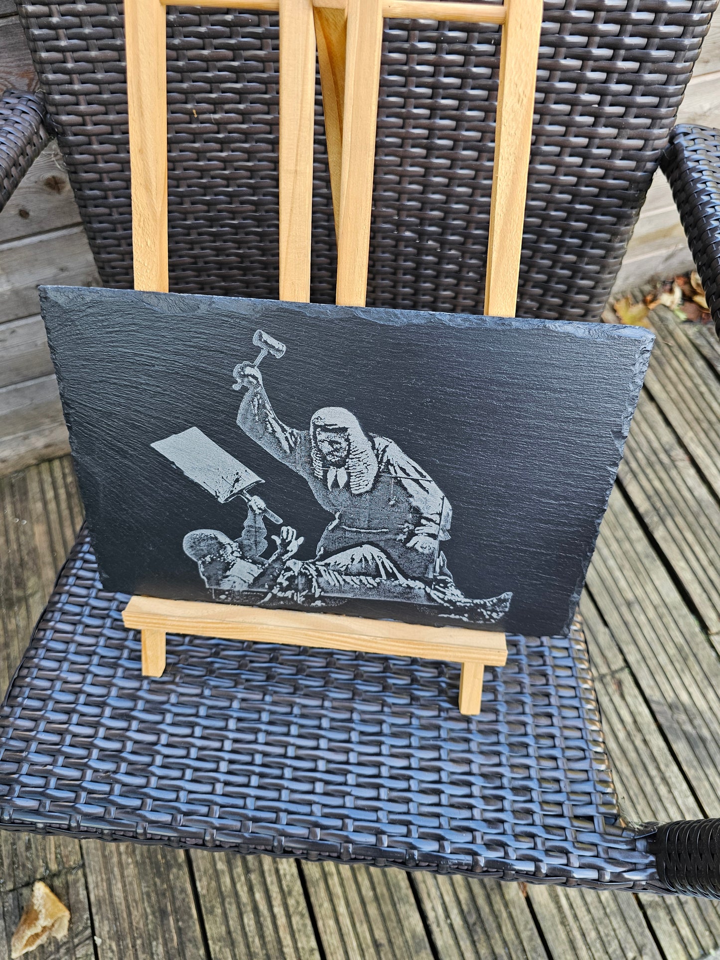 Slate Plaque Banksy-Inspired Judge Slate Plaque – 30cm x 20cm