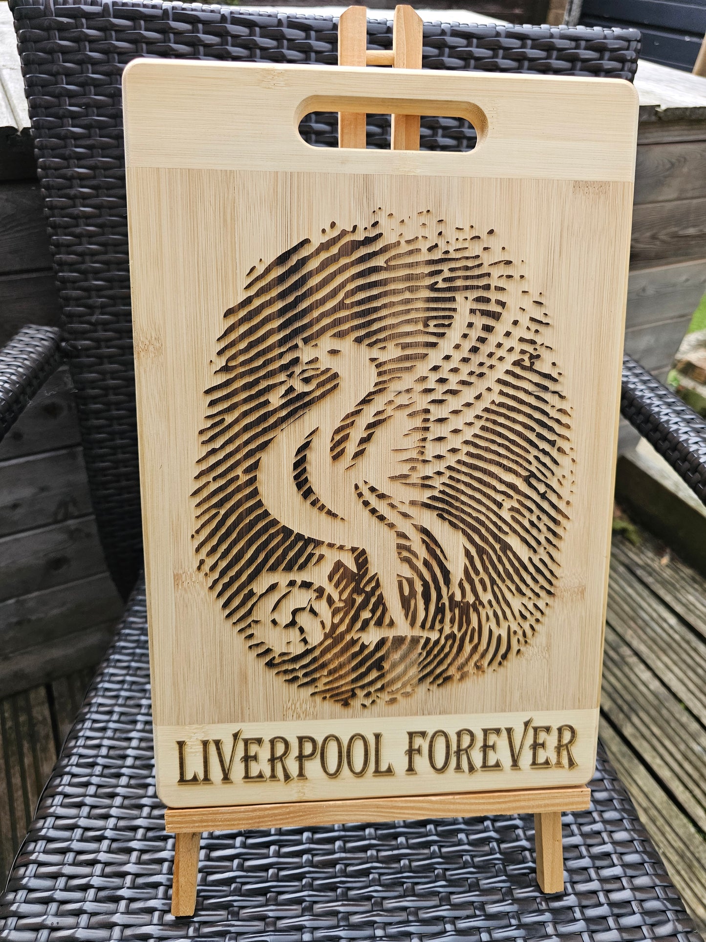chopping board. Liverpool FC Bamboo – Liverbird Fingerprint Design