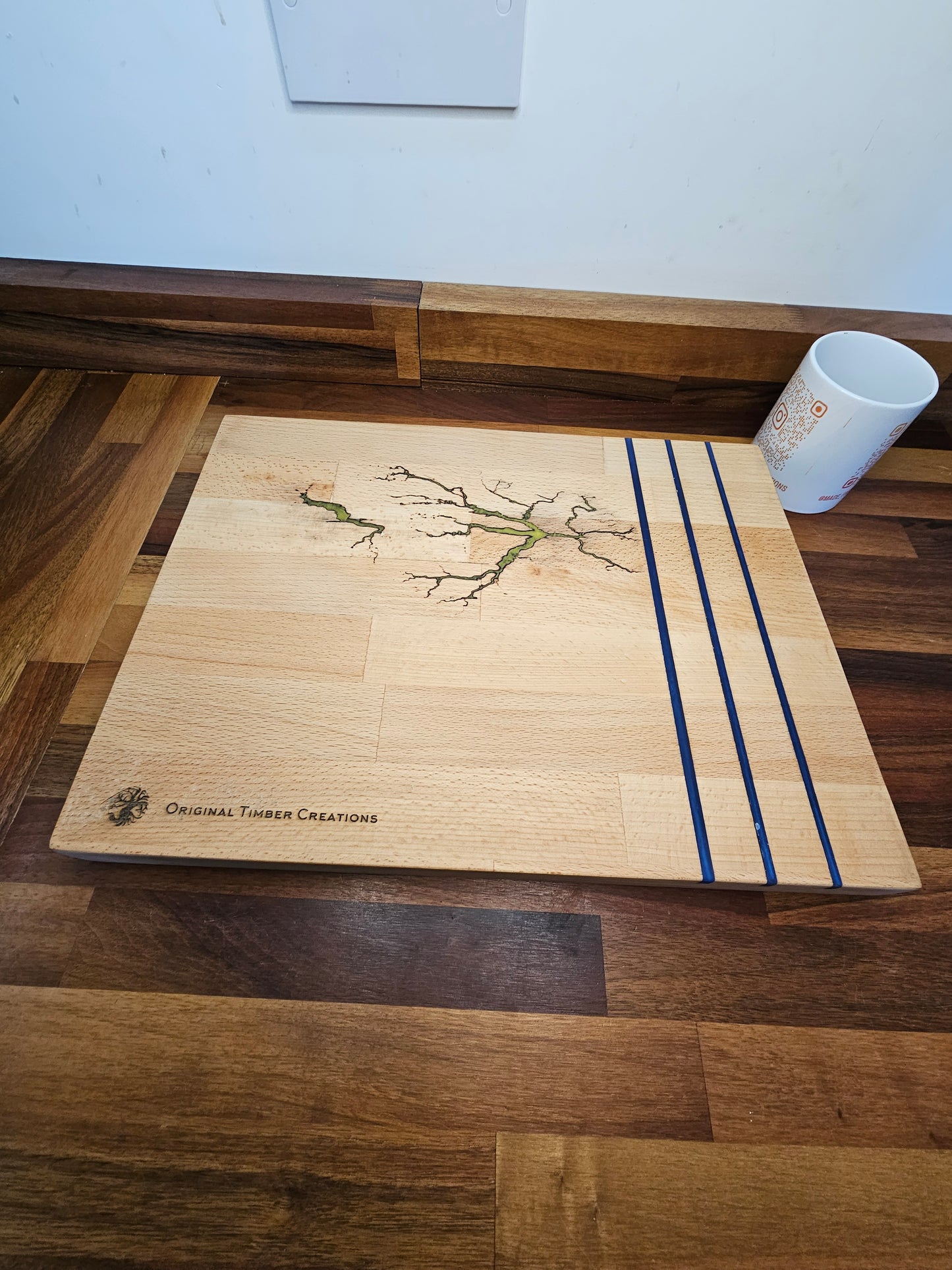 Chopping Board – Resin Inlay & Groove Design 400 × 300 × 38mm