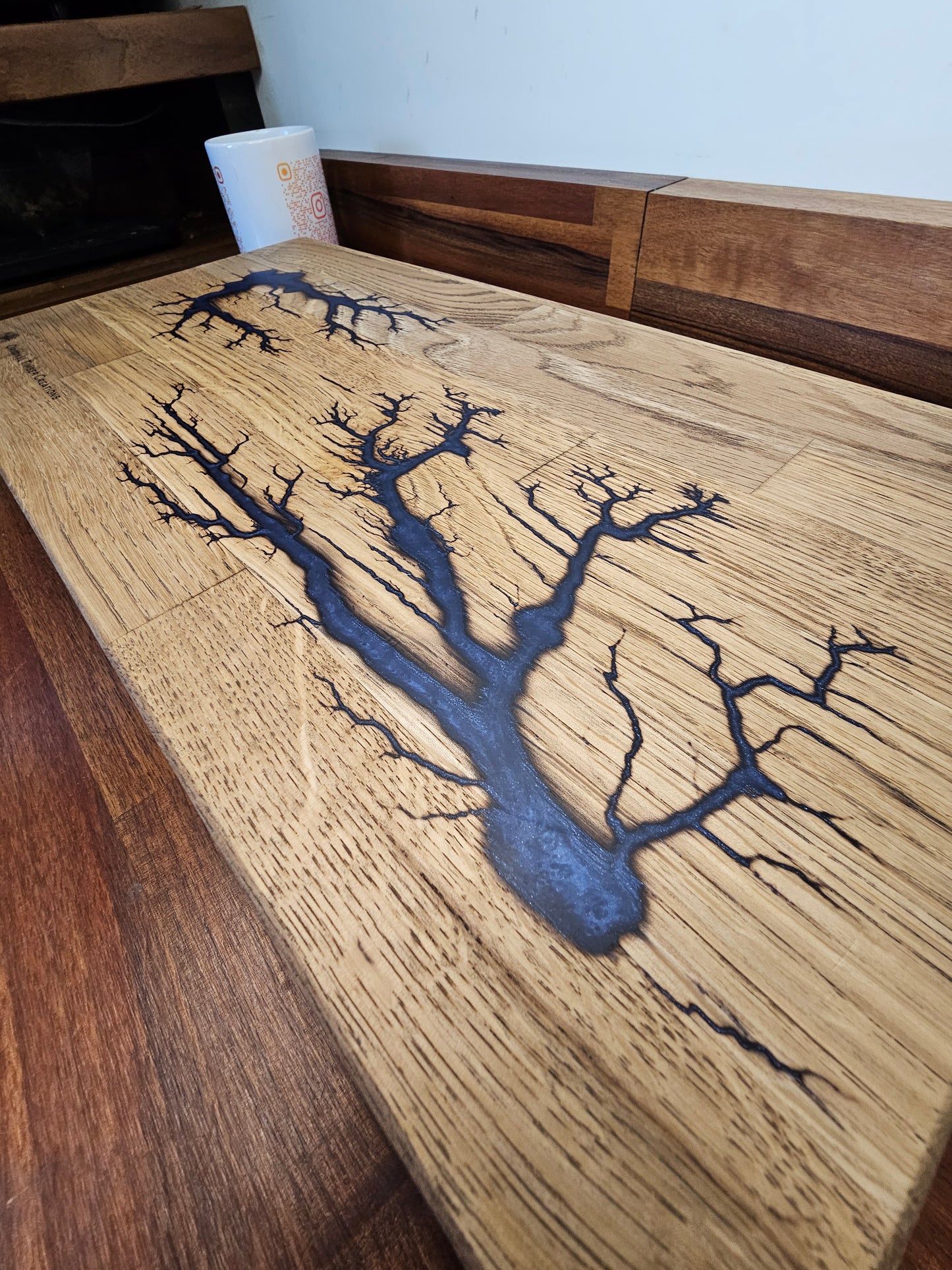 Chopping Board – Oak with Blue Resin Inlay (485mm x 250mm)