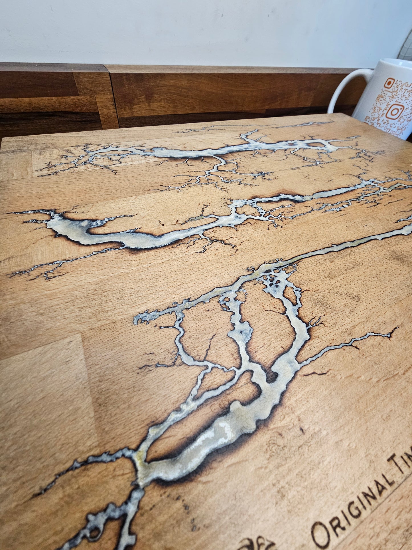 Chopping Board – White Resin Fractal Burn 400 × 300 × 38mm