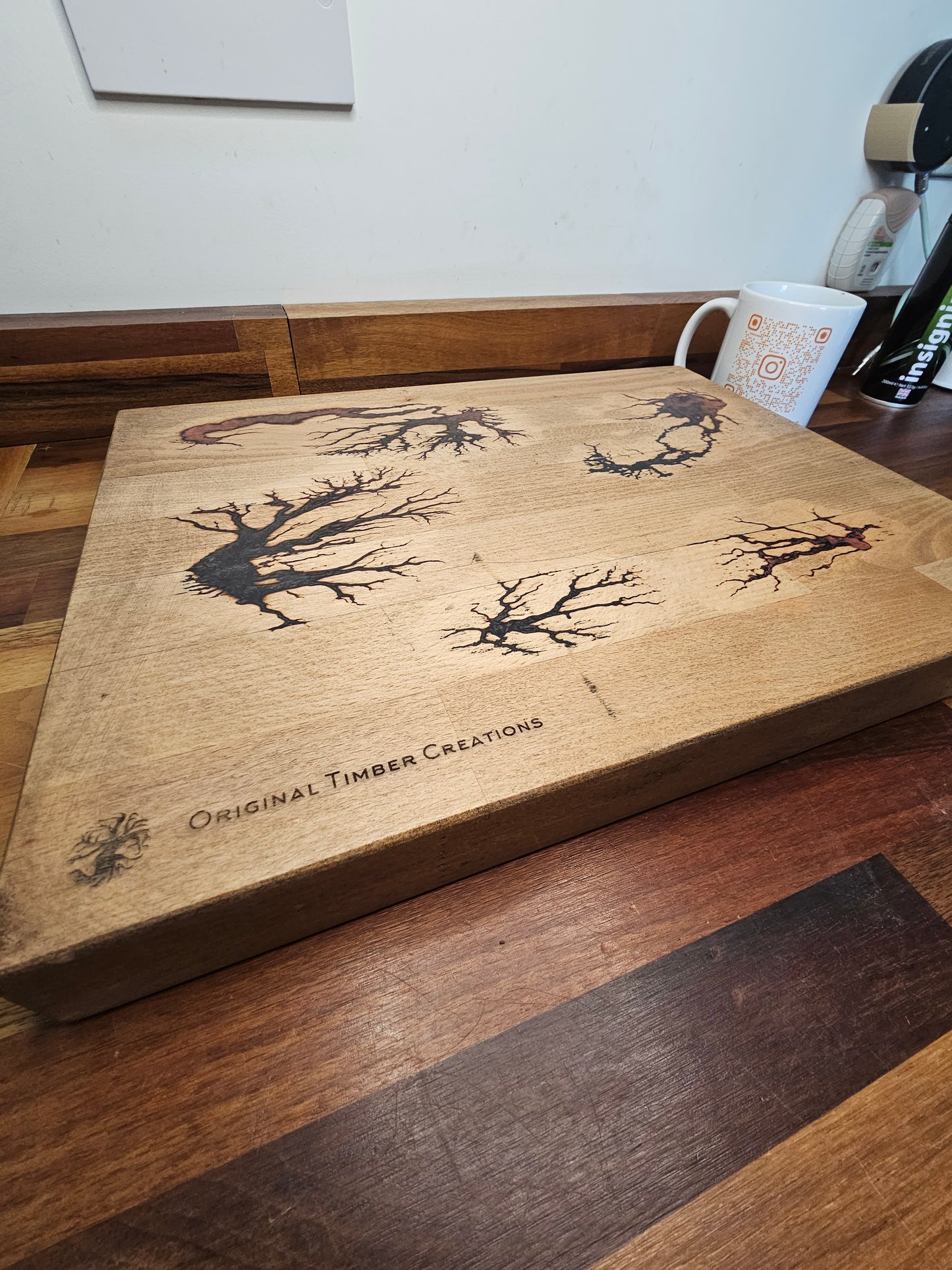 Chopping Board – Red Resin Fractal Burn 400 × 300 × 38mm