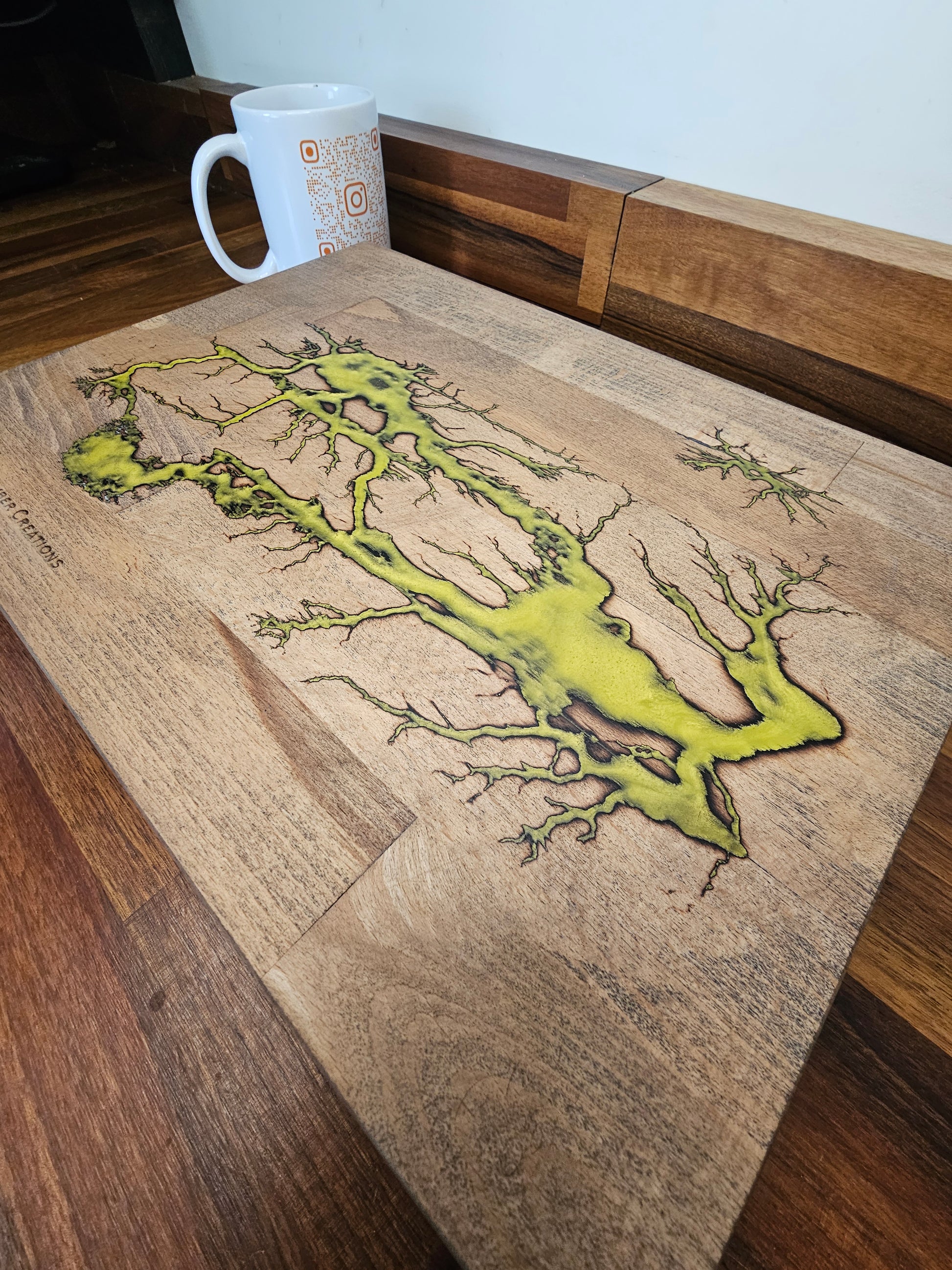 Chopping Board – Yellow Green Resin Fractal Burn 350 × 260 × 38mm